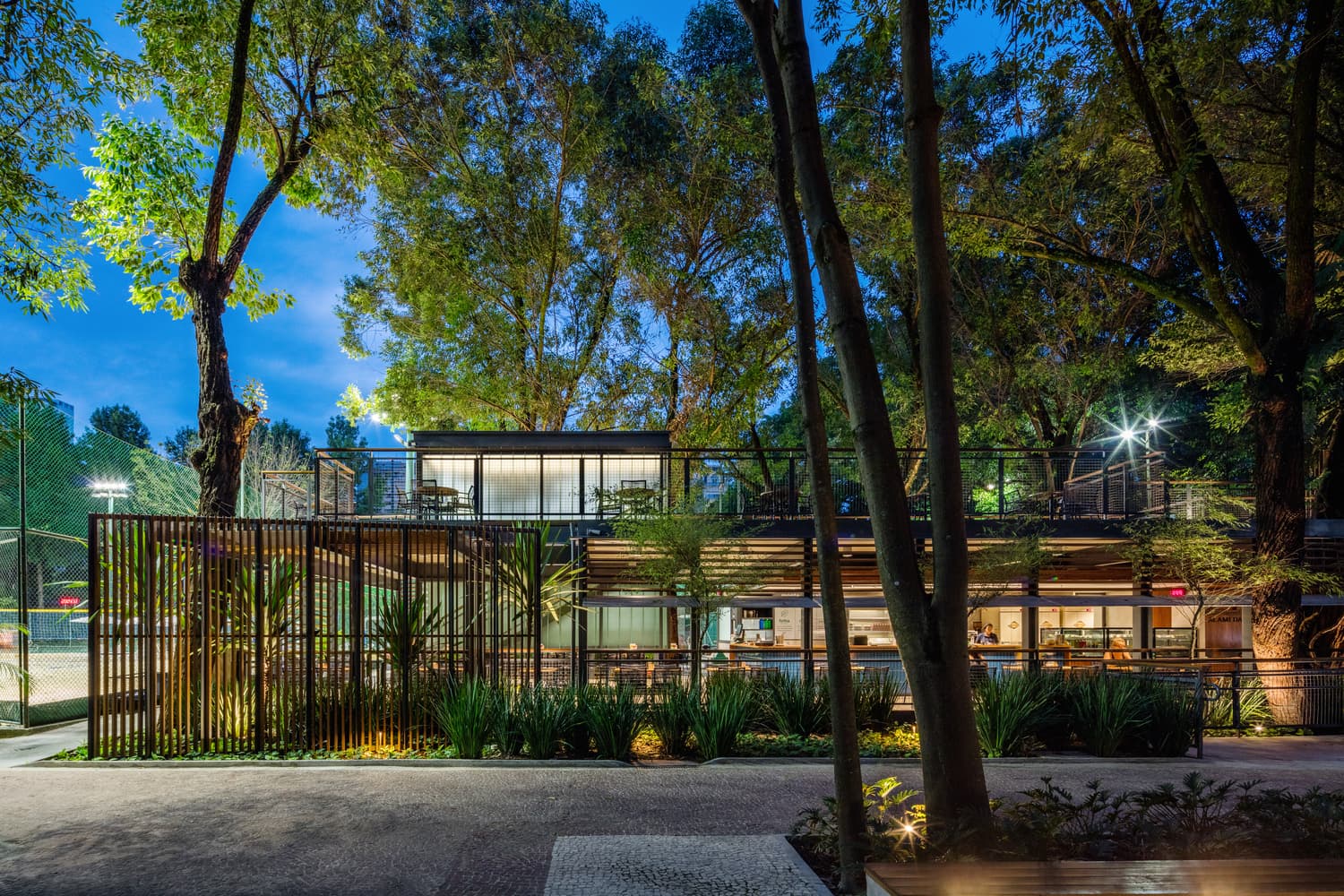 Cover Image for /assets/projects/alameda/alameda06.jpeg