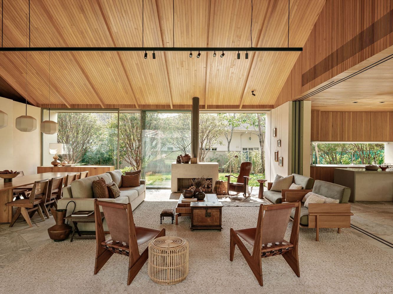 Cover Image for /assets/projects/pab/pab08.jpg